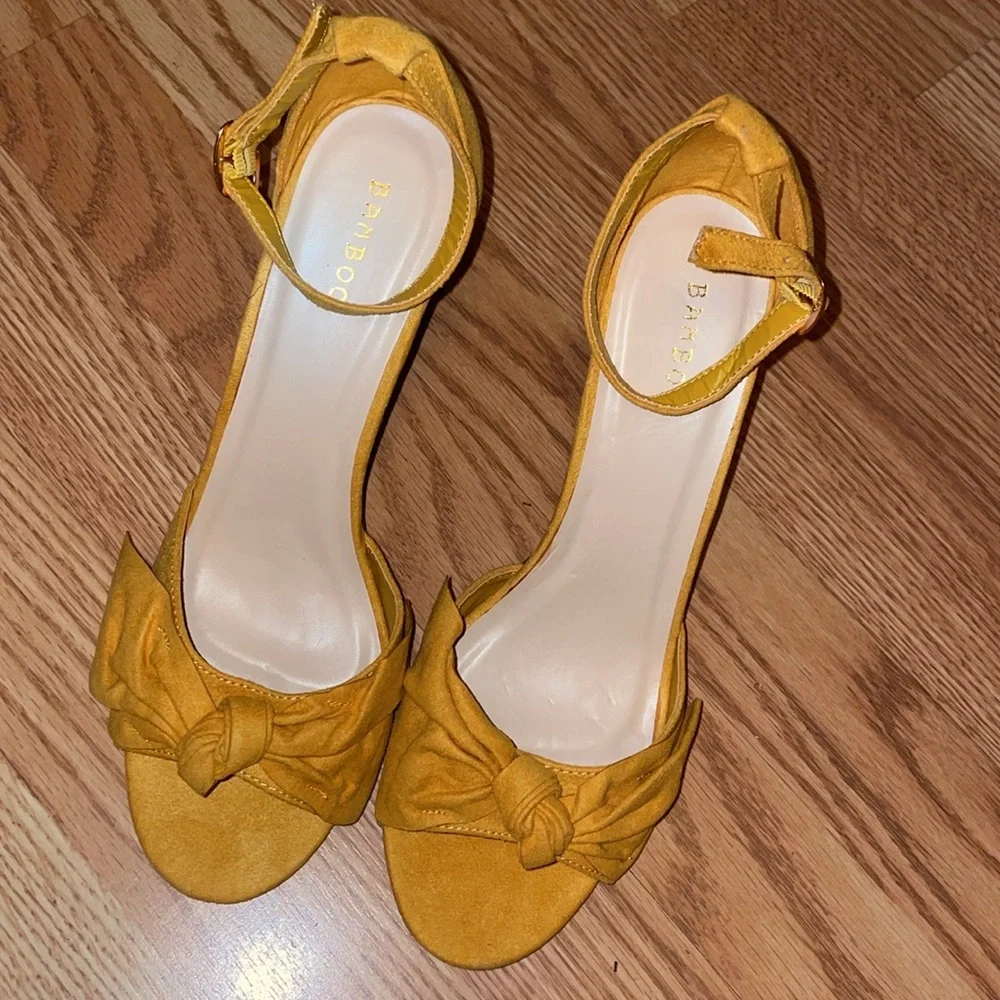 BAMBOO Mustard Yellow Heels with Bow Accent - Picture 1 of 15